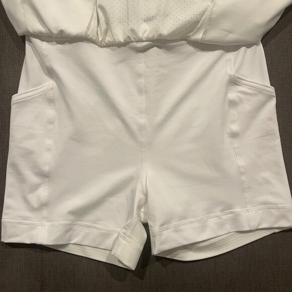 NWOT Lululemon Perforated Narrow Waistband Tennis Skirt - Size 6 - Picture 3 of 3